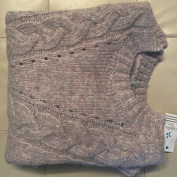 Cozy New Lavendar Cable Knit Sweater, With Tags - Picture 2 of 4